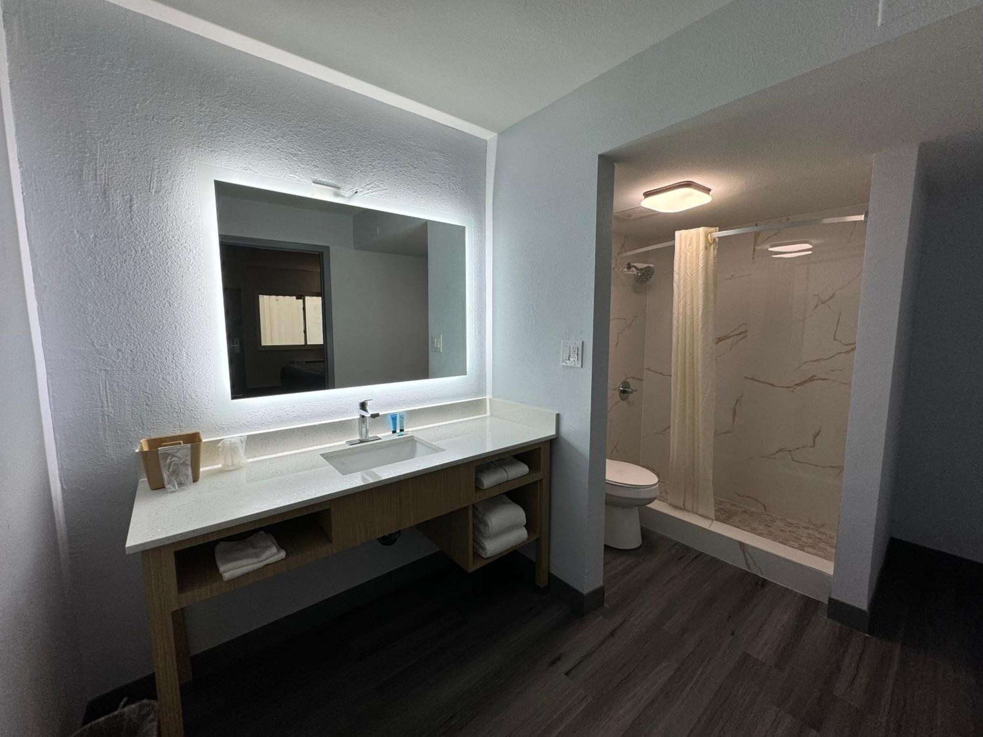 Travelodge By Wyndham Gainesville Kültér fotó